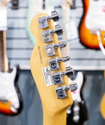 Store Special Product - Fender - American Professional II Telecaster, Rosewood Fingerboard - 3-Colour Sunburst
